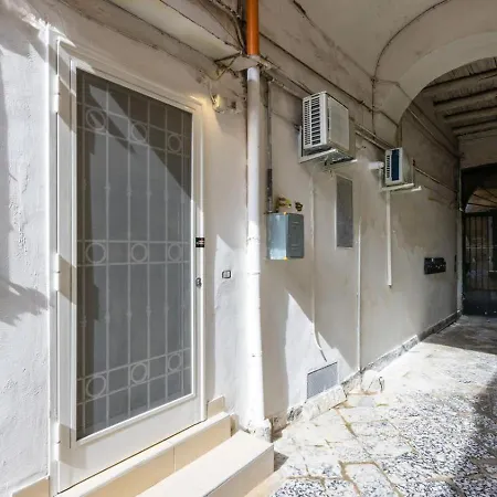La Smorfia A Montesanto * Naples